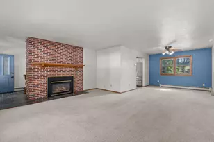 903 Harding St, Waupaca, WI 54981 - Photo 3