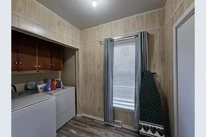 113 N State Street, Waupaca, WI 54981 - Photo 9