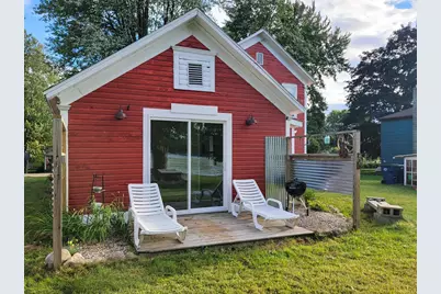 325 Water Street, Iola, WI 54945 - Photo 23