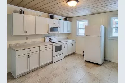 325 Water Street, Iola, WI 54945 - Photo 7