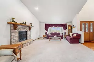 N1100 Wood Ln, Pulaski, WI 54162 - Photo 7