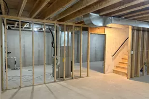 1762 Loyal Dr, Neenah, WI 54956 - Photo 33