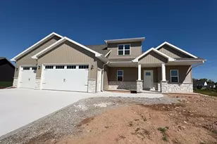 1762 Loyal Dr, Neenah, WI 54956 - Photo 3