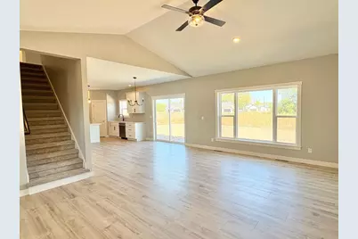 1762 Loyal Drive, Neenah, WI 54956 - Photo 13