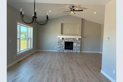 1762 Loyal Drive, Neenah, WI 54956 - Photo 15