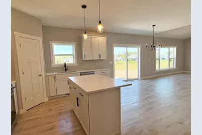 1762 Loyal Drive, Neenah, WI 54956 - Photo 11