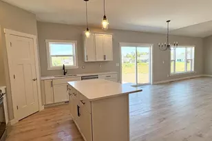 1762 Loyal Dr, Neenah, WI 54956 - Photo 11