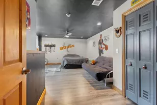 192 Whimbrel Ct, Pulaski, WI 54162 - Photo 33