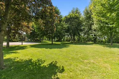 Black Wolf Point Lane, Oshkosh, WI 54902 - Photo 7