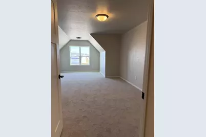 N9315 Gemstone Court, Appleton, WI 54915 - Photo 11