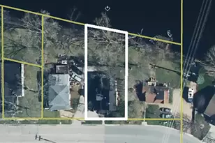 211 E Wolf River Ave, New London, WI 54961 - Photo 5