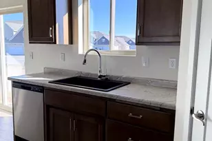 N9316 Gemstone Ct, Appleton, WI 54915 - Photo 5