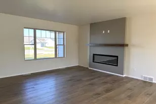 N9316 Gemstone Ct, Appleton, WI 54915 - Photo 7