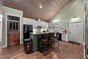 8916 N Shore Dr, Amherst Jct, WI 54407 - Photo 15