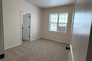 N9355 Gemstone Ct, Appleton, WI 54915 - Photo 11