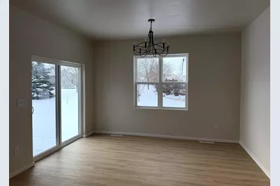 N9355 Gemstone Court, Appleton, WI 54915 - Photo 5
