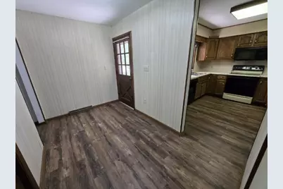 925 E Ridlington Avenue, Shawano, WI 54166 - Photo 11