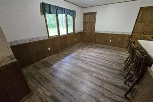 925 E Ridlington Ave, Shawano, WI 54166 - Photo 7