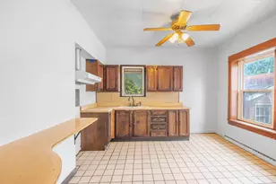 828 Mather St, Green Bay, WI 54303 - Photo 11