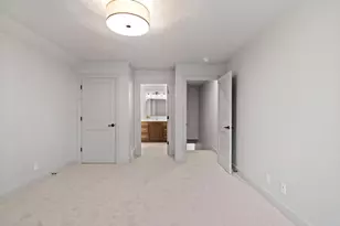 393 Farmhouse Ln, Combined Locks, WI 54113 - Photo 35