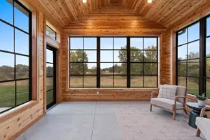 393 Farmhouse Ln, Combined Locks, WI 54113 - Photo 19