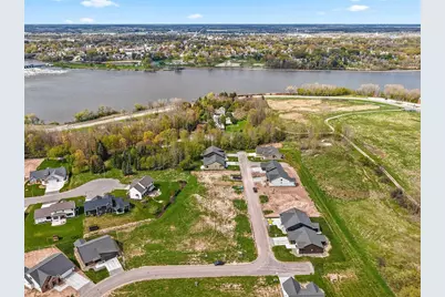 393 Farmhouse Lane, Combined Locks, WI 54113 - Photo 47