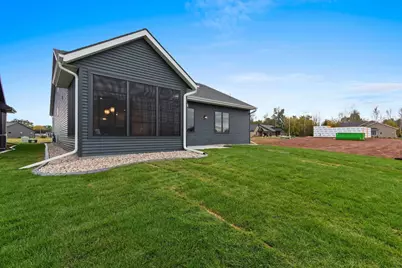 393 Farmhouse Lane, Combined Locks, WI 54113 - Photo 41