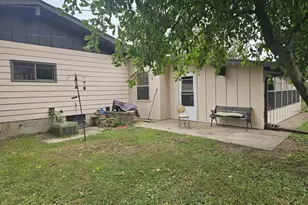 3009 17th St, Menominee, MI 49858 - Photo 3