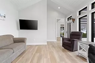 1751 E Shore Cir, Green Bay, WI 54302 - Photo 45