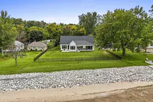 1751 E Shore Cir, Green Bay, WI 54302 - Photo 77