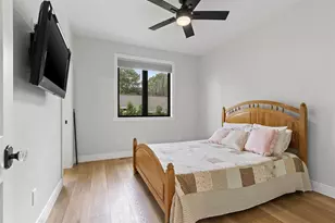 1751 E Shore Cir, Green Bay, WI 54302 - Photo 9