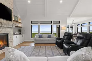 1751 E Shore Cir, Green Bay, WI 54302 - Photo 13