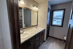 3811 Cooper Ct, Green Bay, WI 54313 - Photo 15