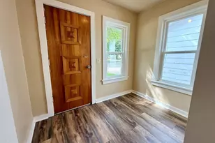 59 E 14th St, Clintonville, WI 54929 - Photo 9