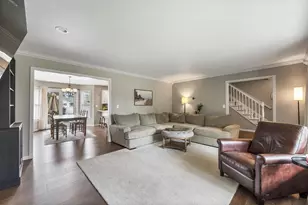 737 Desplaine Rd, De Pere, WI 54115 - Photo 9