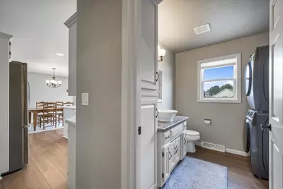 737 Desplaine Road, De Pere, WI 54115 - Photo 17