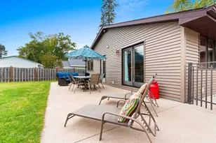 2439 W Point Rd, Green Bay, WI 54304 - Photo 11