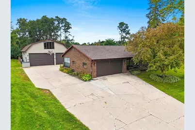 2439 West Point Road, Green Bay, WI 54304 - Photo 1