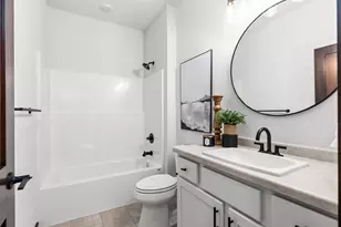 3710 E Callalilly Ln, Appleton, WI 54913 - Photo 17