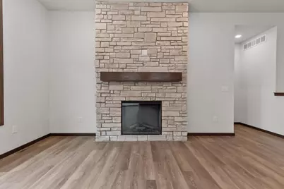 3710 E Callalilly Lane, Appleton, WI 54913 - Photo 3