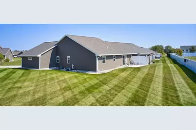 838 Sharon Lane, Pulaski, WI 54162 - Photo 21