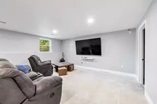 318 S Webster Ave, De Pere, WI 54115 - Photo 21