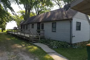 N8721 Lakeshore Dr, Fond du Lac, WI 54935 - Photo 3