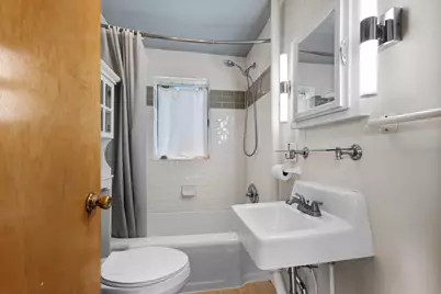 285 Division Street, Algoma, WI 54201 - Photo 9