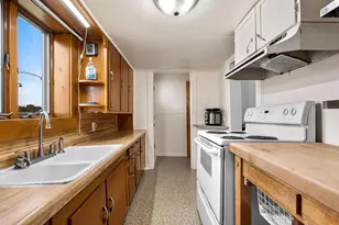 285 Division St, Algoma, WI 54201 - Photo 15