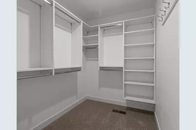 2051 Red Fox Lane, Kaukauna, WI 54130 - Photo 7