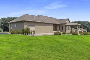 3200 Gray Hawk Trail, Suamico, WI 54313 - Photo 69