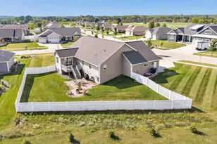 1726 Red Oak St, Howard, WI 54313 - Photo 23