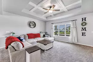 1726 Red Oak St, Howard, WI 54313 - Photo 7