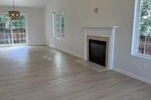 121 E Meadow Grove Blvd, Appleton, WI 54915 - Photo 5